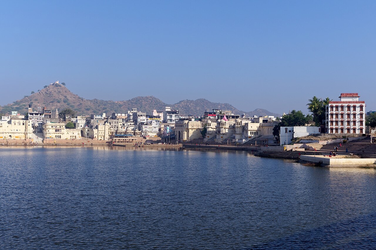 Sacred lake and ghats in Pushkar